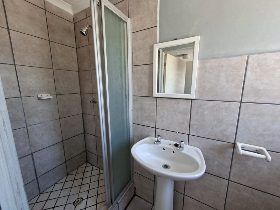 2 Bedroom Property for Sale in Hartenbos Central Western Cape